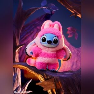 Pop Mart Stitch Adventure Cheshire